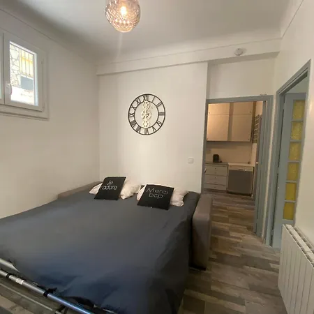 Apartment Charming House Near Center Nice